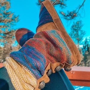 Muk luk slouchy slipper shoes multi color XL